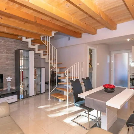 Gorgeous In With Wifi Holiday home
